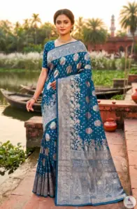 কাতান সিল্ক শাড়ি