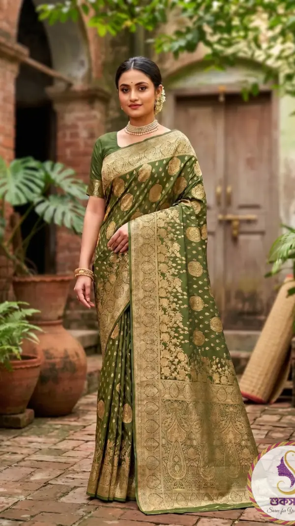 মাতোয়ালি কাতান সিল্ক মস গ্রীন শাড়ি