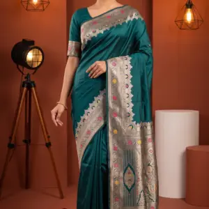 বেনারসি সিল্ক ডার্ক গ্রীন শাড়ি