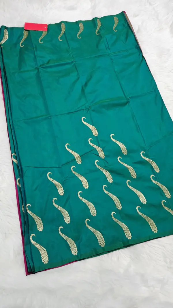 ব্রাইট টিল সাউথ সিল্ক শাড়ি
