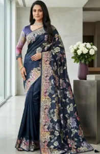 চন্দন সিল্ক শাড়ি