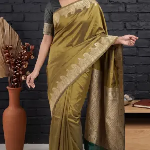 সাউথ ইন্ডিয়ান সিল্ক গোল্ডেন শাড়ি