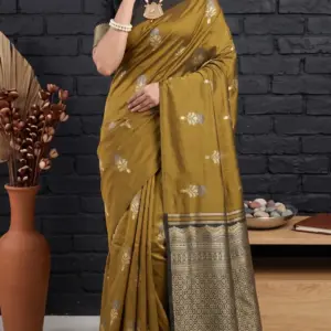 অলিভ গোল্ড সাউথ সিল্ক শাড়ি