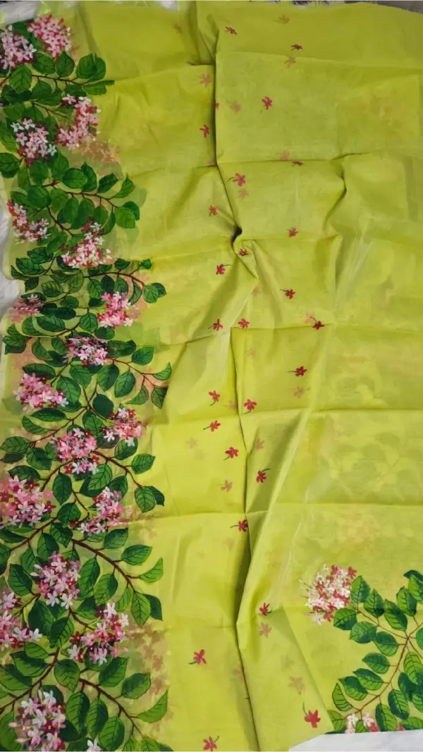 হাতে আঁকা রঙ্গন সেমি-মসলিন শাড়ি